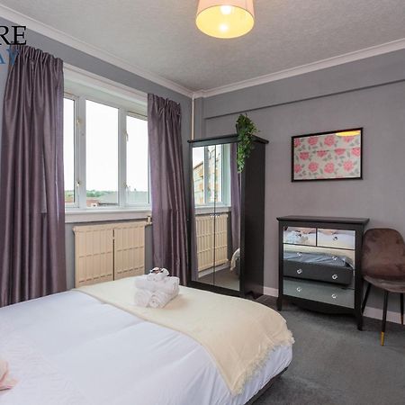 Stunning 3 Bedroom Apartment EDI Exterior photo